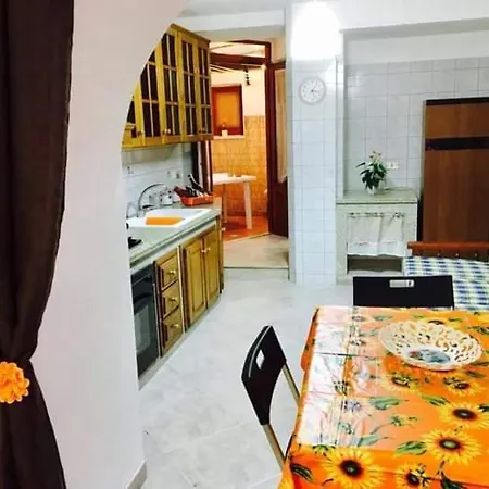 Apartment Stromae A Due Passi Dal Mare Cefalu